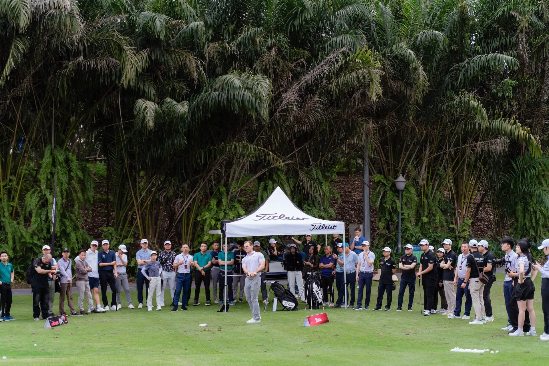 Team Building / Hoạt động ngoài trời