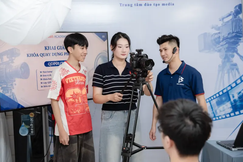 Học viên thực hành tại BBS Academy
